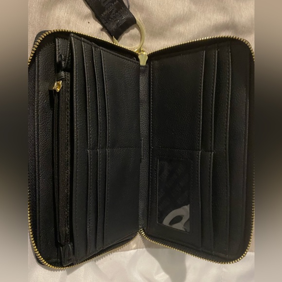 Steve Madden wallet - Picture 3 of 3